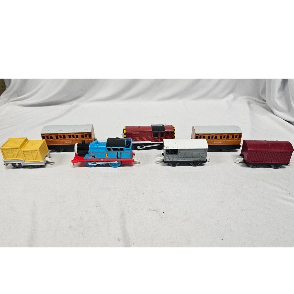 Tomy Thomas Friends Train Lot Thomas Salty Annie Clarabel Troublesome Truck 7pc